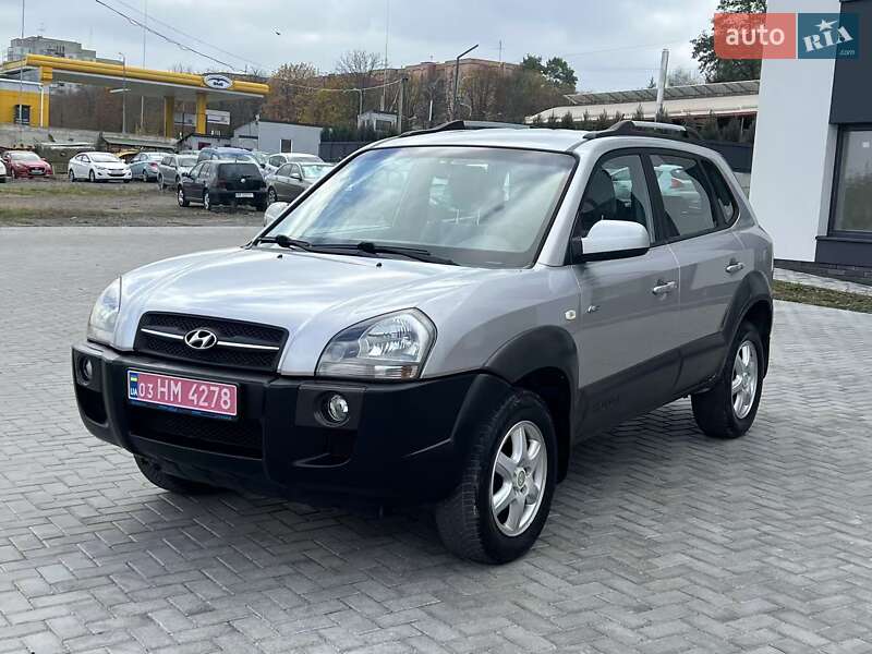 Внедорожник / Кроссовер Hyundai Tucson 2005 в Ровно