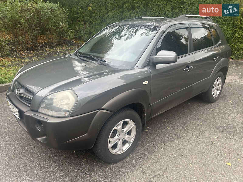 Позашляховик / Кросовер Hyundai Tucson 2008 в Києві