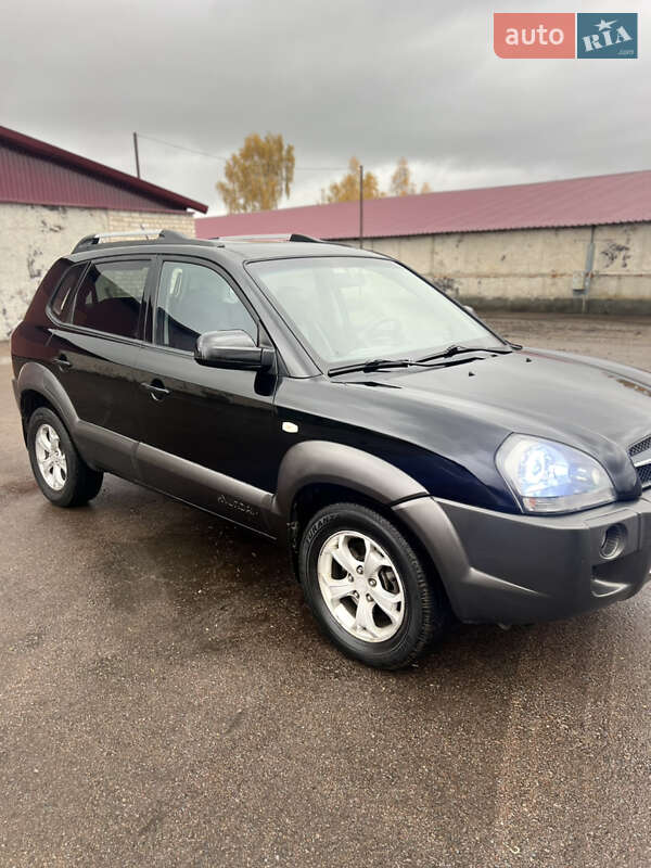Внедорожник / Кроссовер Hyundai Tucson 2009 в Шостке фото 5 Внедорожник / Кроссовер Hyundai Tucson 2009 в Шостке