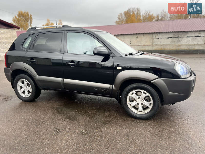 Внедорожник / Кроссовер Hyundai Tucson 2009 в Шостке фото 7 Внедорожник / Кроссовер Hyundai Tucson 2009 в Шостке