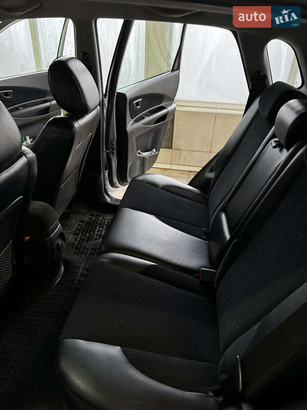 Позашляховик / Кросовер Hyundai Tucson 2013 в Києві фото 10 Позашляховик / Кросовер Hyundai Tucson 2013 в Києві