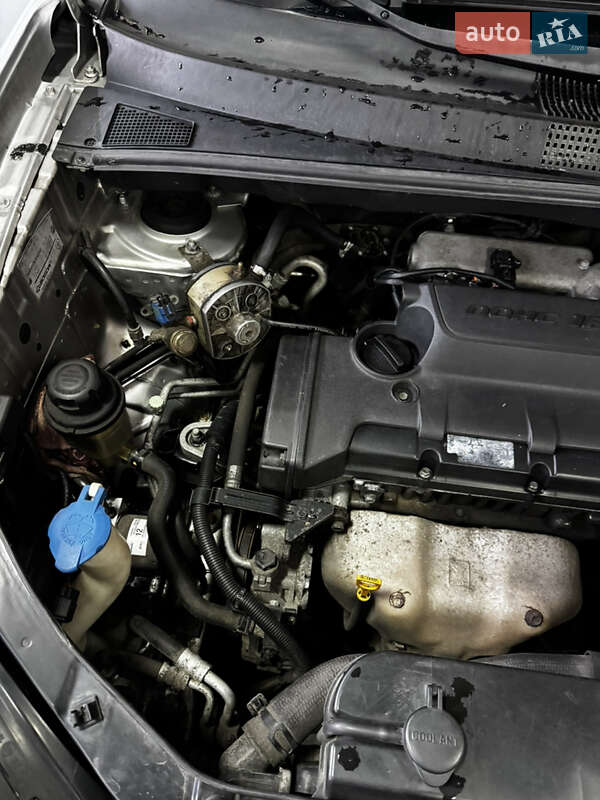 Позашляховик / Кросовер Hyundai Tucson 2013 в Києві фото 18 Позашляховик / Кросовер Hyundai Tucson 2013 в Києві