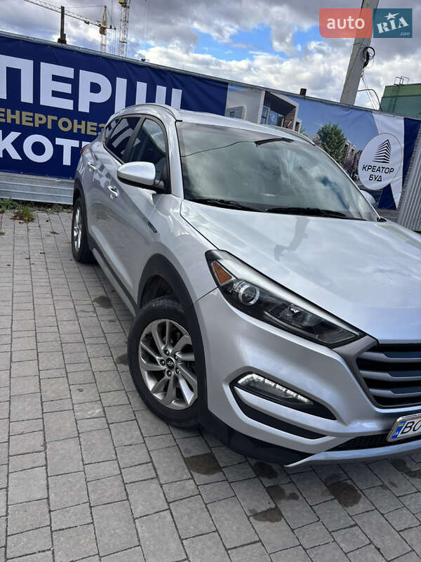 Внедорожник / Кроссовер Hyundai Tucson 2018 в Тернополе