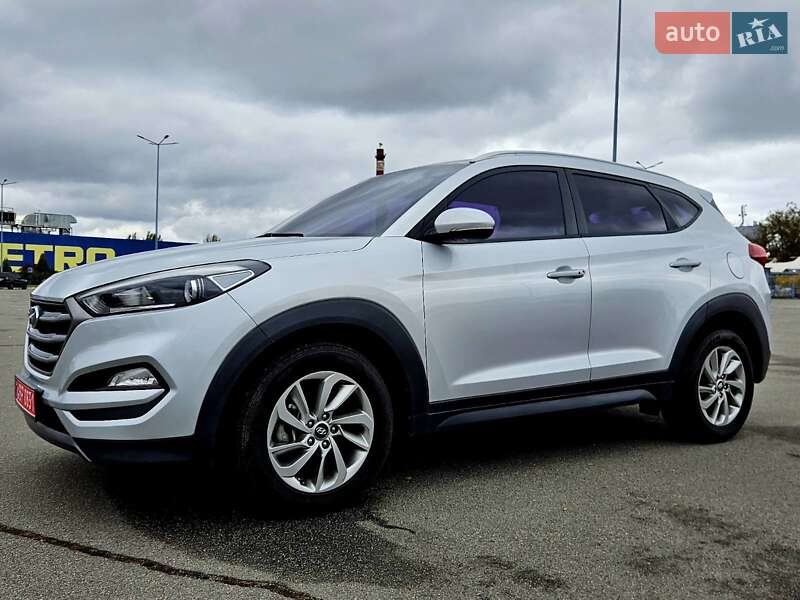 Позашляховик / Кросовер Hyundai Tucson 2015 в Дніпрі