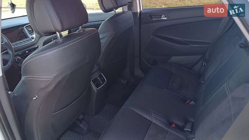 Позашляховик / Кросовер Hyundai Tucson 2016 в Харкові фото 10 Позашляховик / Кросовер Hyundai Tucson 2016 в Харкові