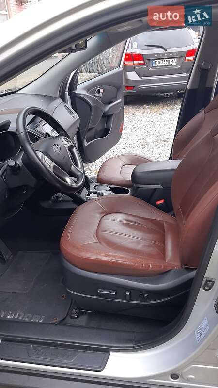 Позашляховик / Кросовер Hyundai Tucson 2010 в Києві фото 2 Позашляховик / Кросовер Hyundai Tucson 2010 в Києві