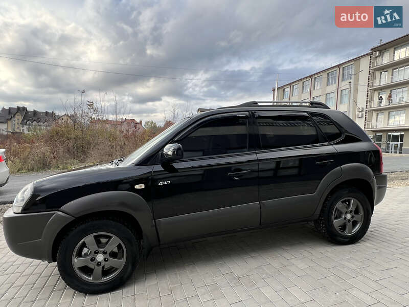 Позашляховик / Кросовер Hyundai Tucson 2006 в Тернополі фото 9 Позашляховик / Кросовер Hyundai Tucson 2006 в Тернополі