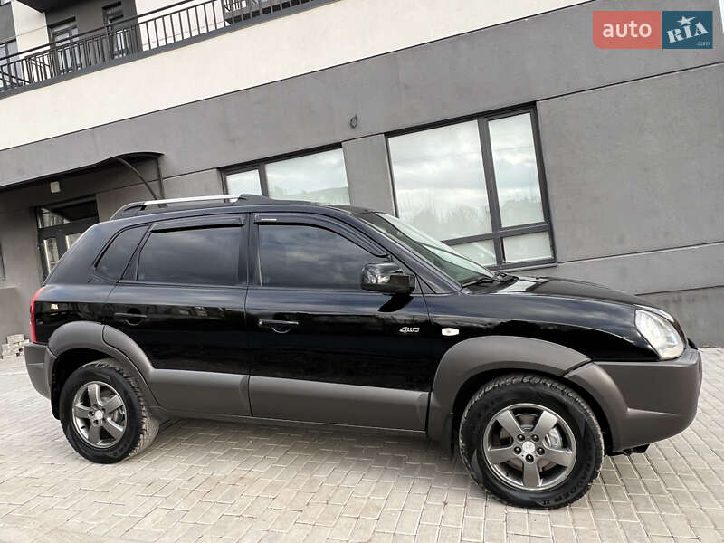 Позашляховик / Кросовер Hyundai Tucson 2006 в Тернополі фото 22 Позашляховик / Кросовер Hyundai Tucson 2006 в Тернополі