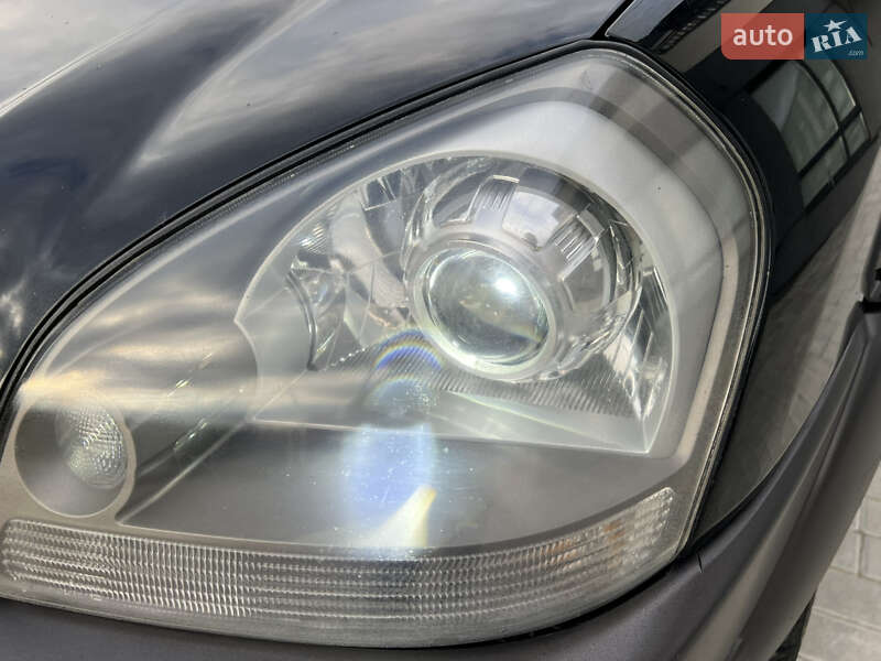 Позашляховик / Кросовер Hyundai Tucson 2006 в Тернополі фото 29 Позашляховик / Кросовер Hyundai Tucson 2006 в Тернополі