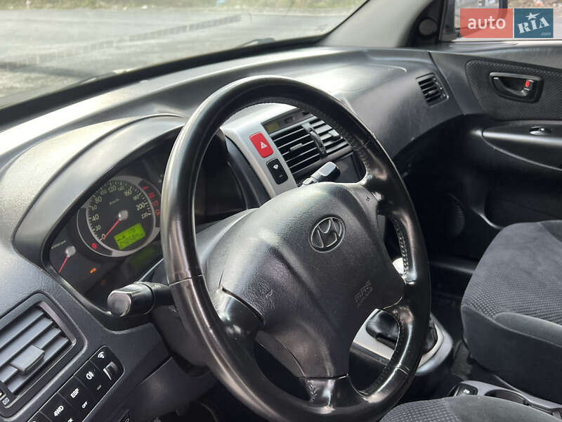 Позашляховик / Кросовер Hyundai Tucson 2006 в Тернополі фото 48 Позашляховик / Кросовер Hyundai Tucson 2006 в Тернополі