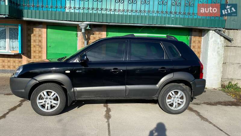Позашляховик / Кросовер Hyundai Tucson 2008 в Золотоноші