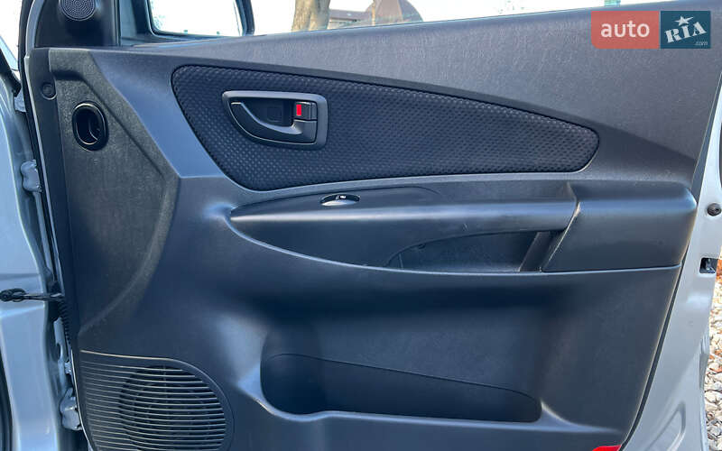 Внедорожник / Кроссовер Hyundai Tucson 2010 в Коломые фото 20 Внедорожник / Кроссовер Hyundai Tucson 2010 в Коломые