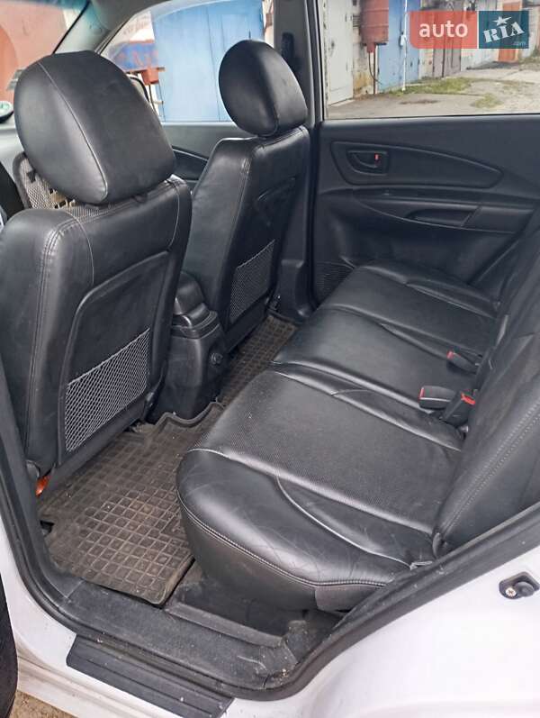 Внедорожник / Кроссовер Hyundai Tucson 2008 в Хмельницком фото 9 Внедорожник / Кроссовер Hyundai Tucson 2008 в Хмельницком