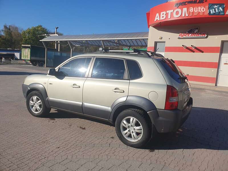 Внедорожник / Кроссовер Hyundai Tucson 2008 в Тернополе фото 5 Внедорожник / Кроссовер Hyundai Tucson 2008 в Тернополе