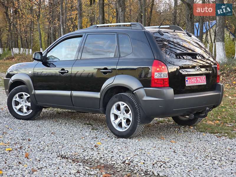 Внедорожник / Кроссовер Hyundai Tucson 2009 в Гусятине фото 8 Внедорожник / Кроссовер Hyundai Tucson 2009 в Гусятине