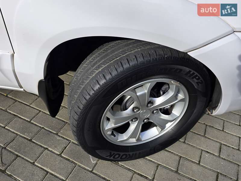 Внедорожник / Кроссовер Hyundai Tucson 2009 в Тернополе фото 16 Внедорожник / Кроссовер Hyundai Tucson 2009 в Тернополе