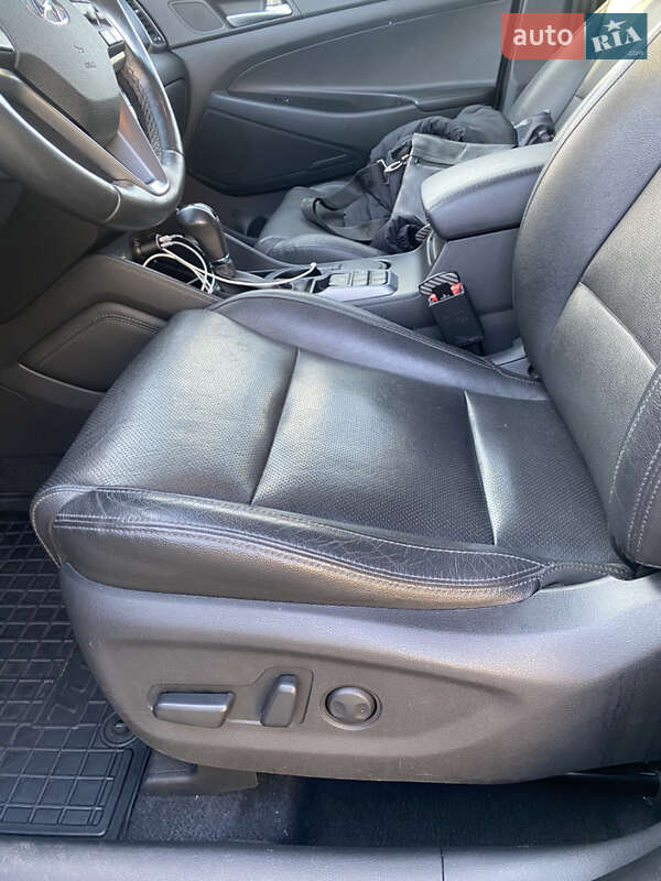 Внедорожник / Кроссовер Hyundai Tucson 2016 в Одессе фото 8 Внедорожник / Кроссовер Hyundai Tucson 2016 в Одессе