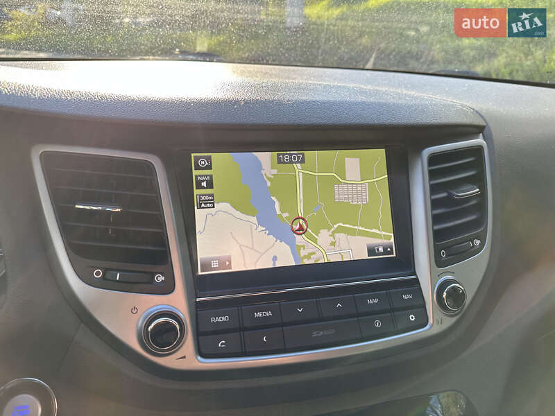 Внедорожник / Кроссовер Hyundai Tucson 2016 в Киеве фото 15 Внедорожник / Кроссовер Hyundai Tucson 2016 в Киеве