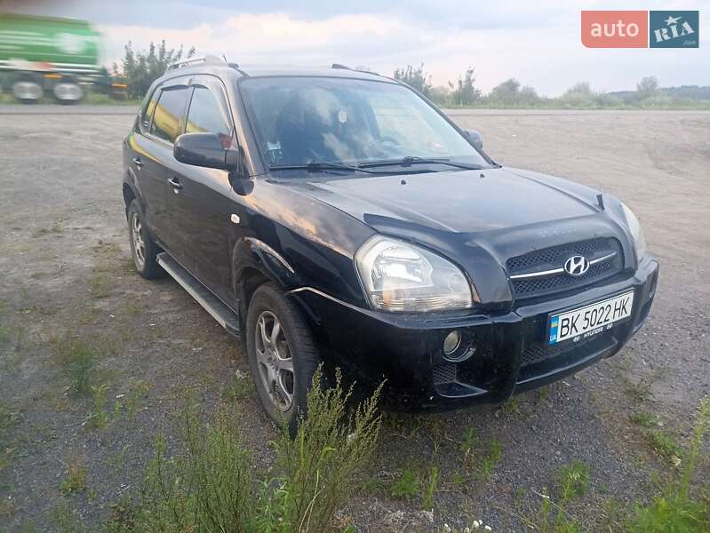 Внедорожник / Кроссовер Hyundai Tucson 2008 в Дубровице