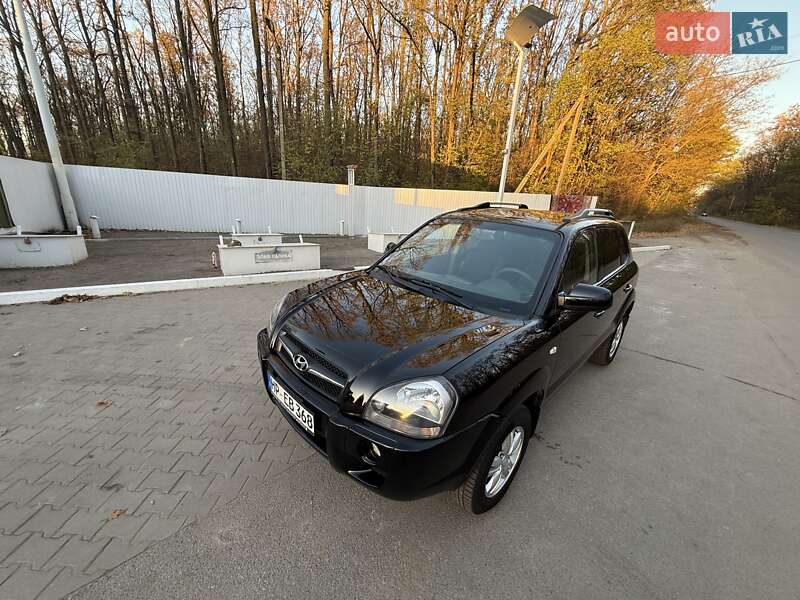 Позашляховик / Кросовер Hyundai Tucson 2009 в Вінниці