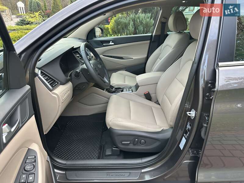 Внедорожник / Кроссовер Hyundai Tucson 2016 в Луцке