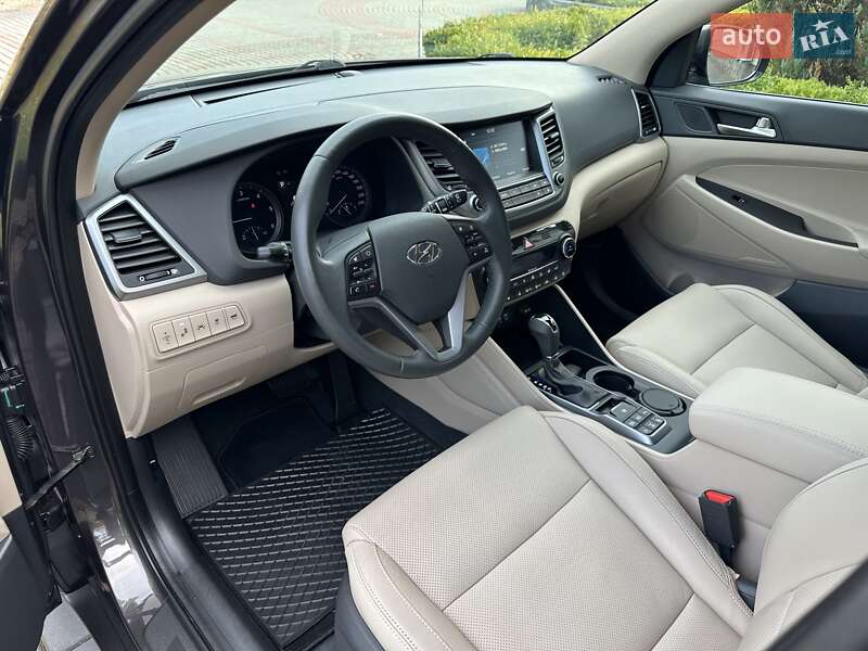 Внедорожник / Кроссовер Hyundai Tucson 2016 в Луцке