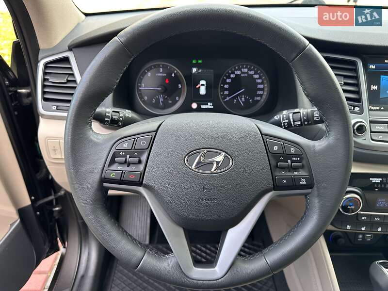 Внедорожник / Кроссовер Hyundai Tucson 2016 в Луцке