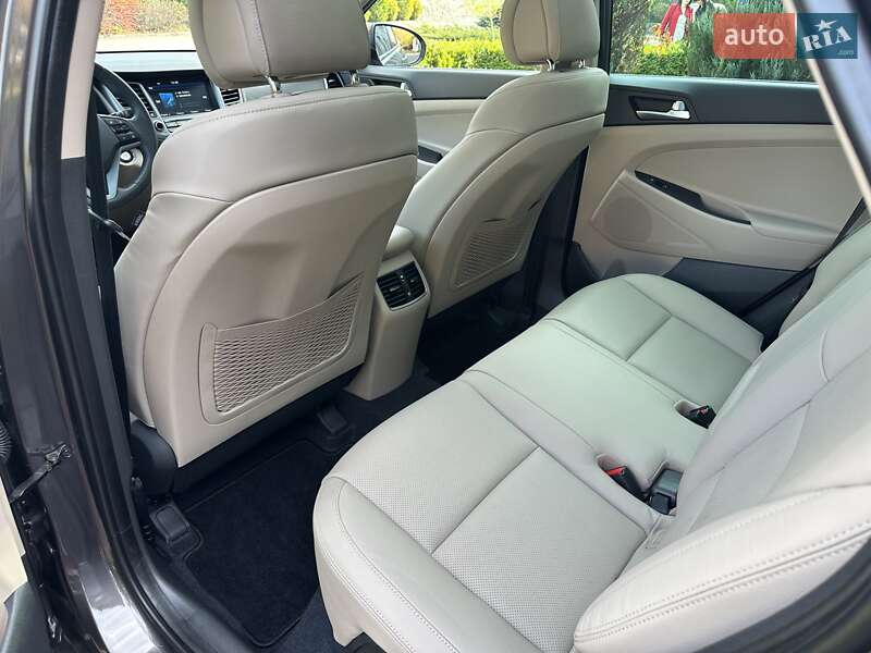 Внедорожник / Кроссовер Hyundai Tucson 2016 в Луцке