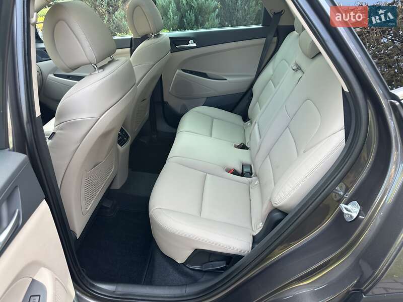 Внедорожник / Кроссовер Hyundai Tucson 2016 в Луцке