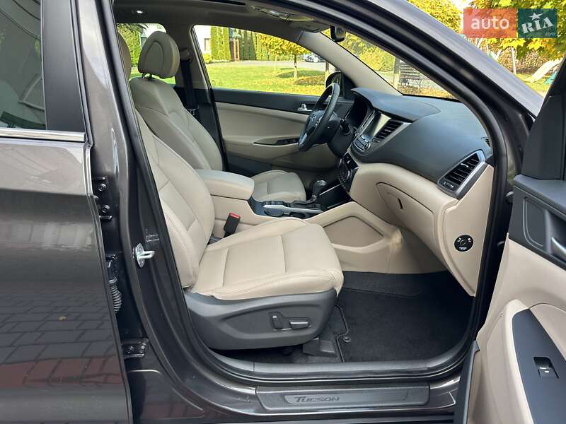 Внедорожник / Кроссовер Hyundai Tucson 2016 в Луцке