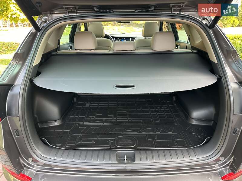 Внедорожник / Кроссовер Hyundai Tucson 2016 в Луцке