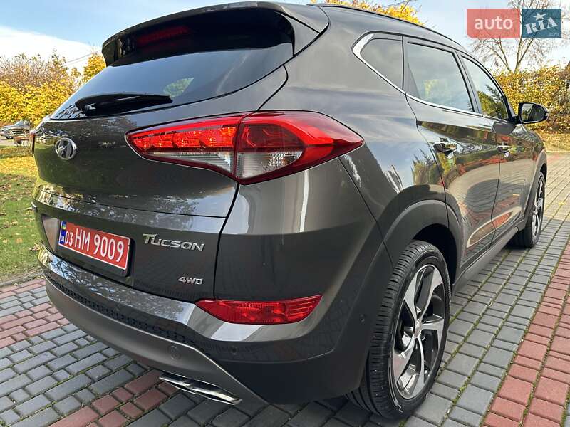 Внедорожник / Кроссовер Hyundai Tucson 2016 в Луцке