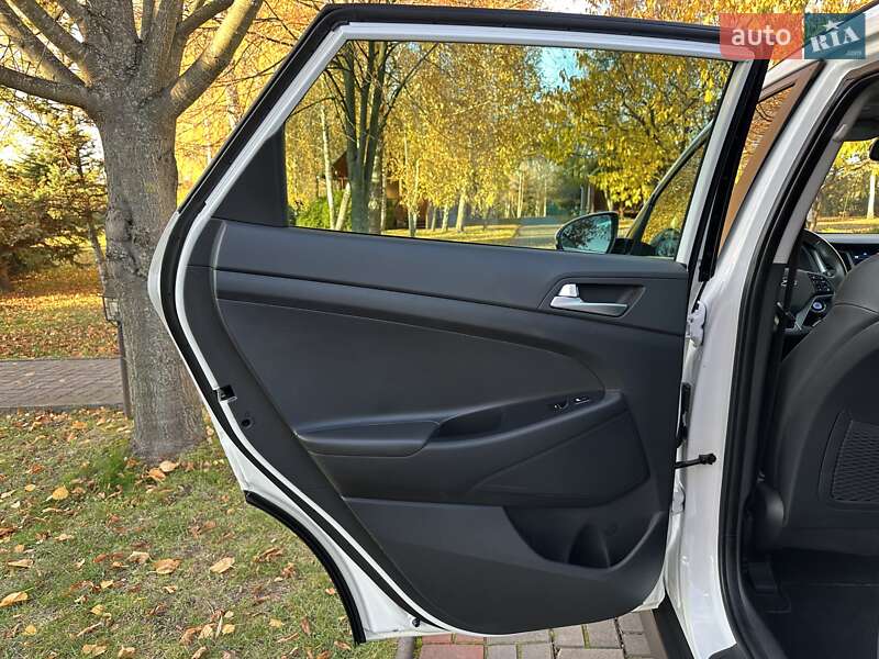Внедорожник / Кроссовер Hyundai Tucson 2016 в Луцке фото 52 Внедорожник / Кроссовер Hyundai Tucson 2016 в Луцке