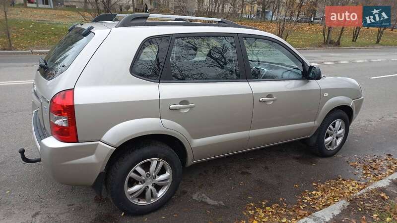 Внедорожник / Кроссовер Hyundai Tucson 2007 в Харькове фото 4 Внедорожник / Кроссовер Hyundai Tucson 2007 в Харькове