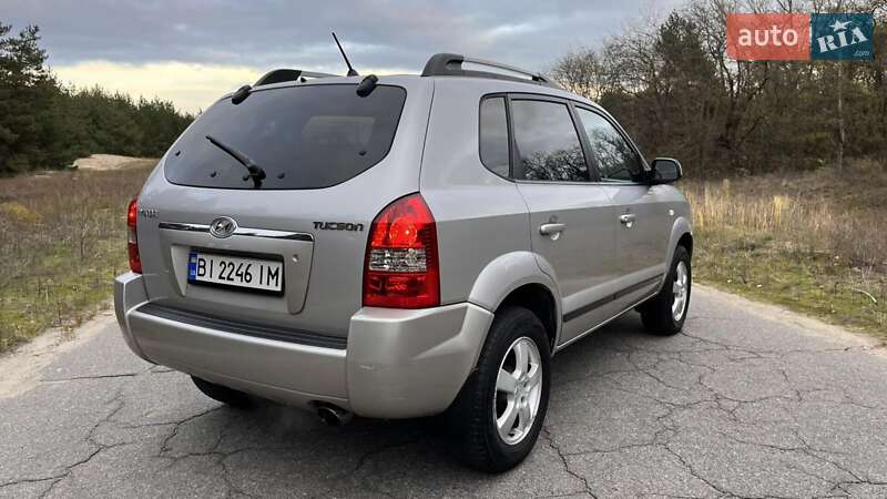 Внедорожник / Кроссовер Hyundai Tucson 2005 в Кременчуге