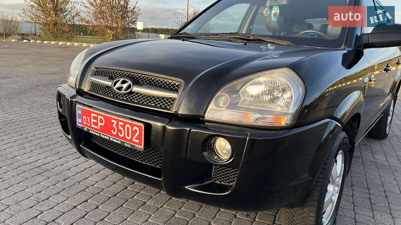Позашляховик / Кросовер Hyundai Tucson 2007 в Дубні