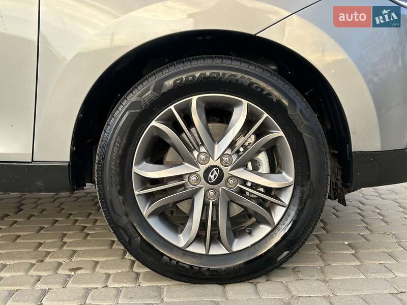 Позашляховик / Кросовер Hyundai Tucson 2014 в Тернополі