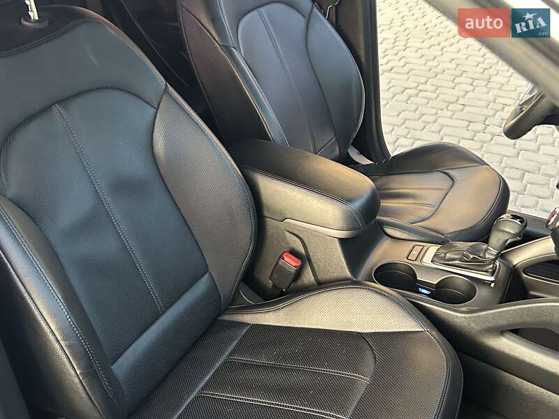 Позашляховик / Кросовер Hyundai Tucson 2014 в Тернополі