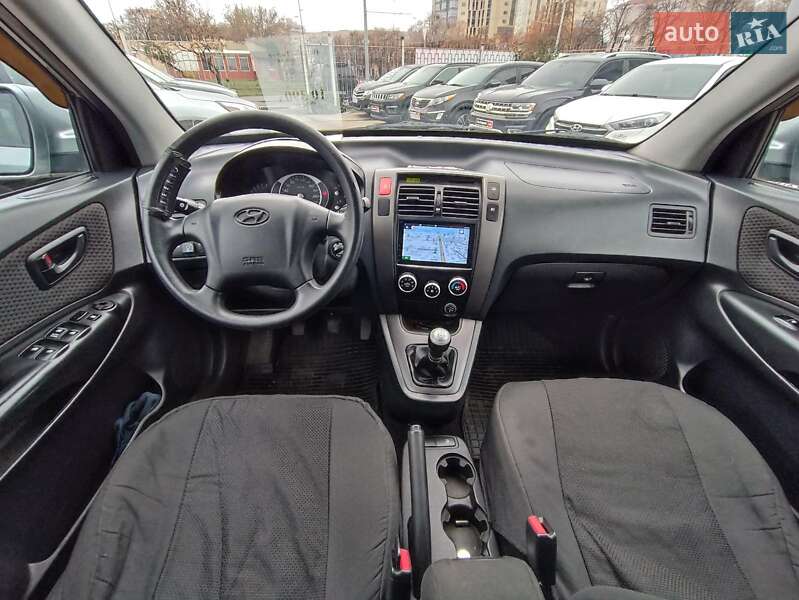 Внедорожник / Кроссовер Hyundai Tucson 2012 в Харькове