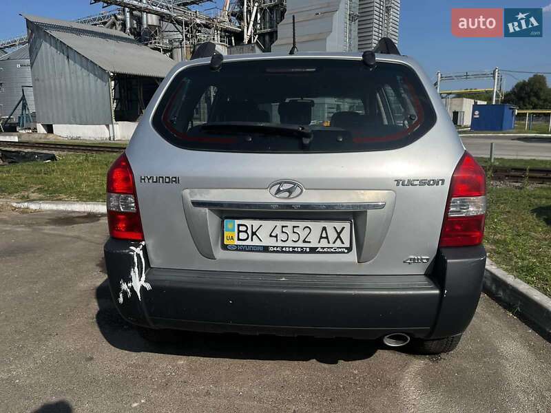 Позашляховик / Кросовер Hyundai Tucson 2011 в Радивиліві фото 9 Позашляховик / Кросовер Hyundai Tucson 2011 в Радивиліві