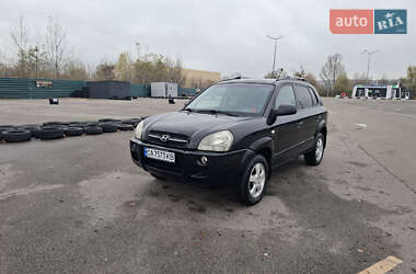 Позашляховик / Кросовер Hyundai Tucson 2005 в Києві