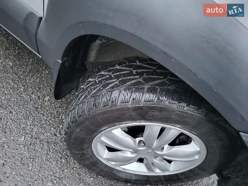 Внедорожник / Кроссовер Hyundai Tucson 2010 в Хмельницком