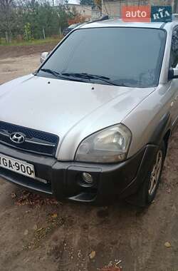 Позашляховик / Кросовер Hyundai Tucson 2005 в Глухові