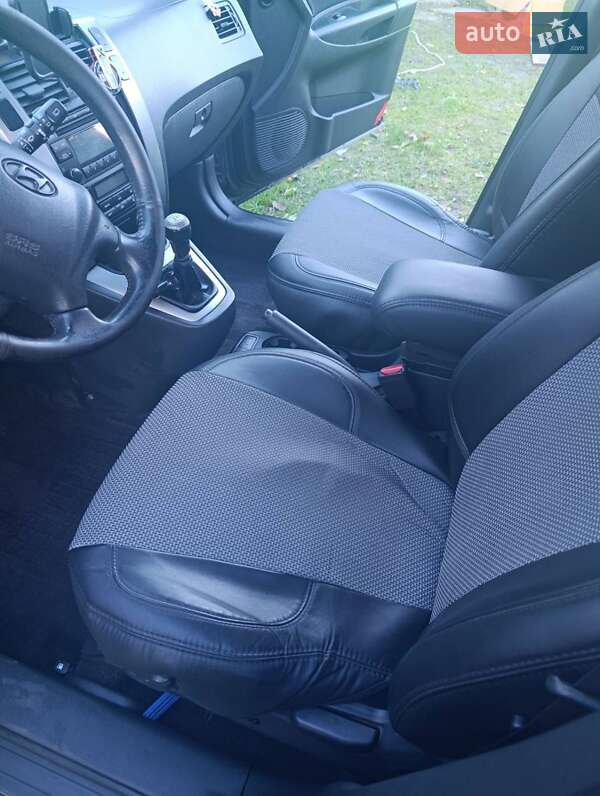 Внедорожник / Кроссовер Hyundai Tucson 2011 в Львове фото 9 Внедорожник / Кроссовер Hyundai Tucson 2011 в Львове