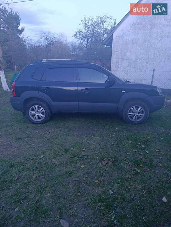 Внедорожник / Кроссовер Hyundai Tucson 2011 в Львове фото Внедорожник / Кроссовер Hyundai Tucson 2011 в Львове