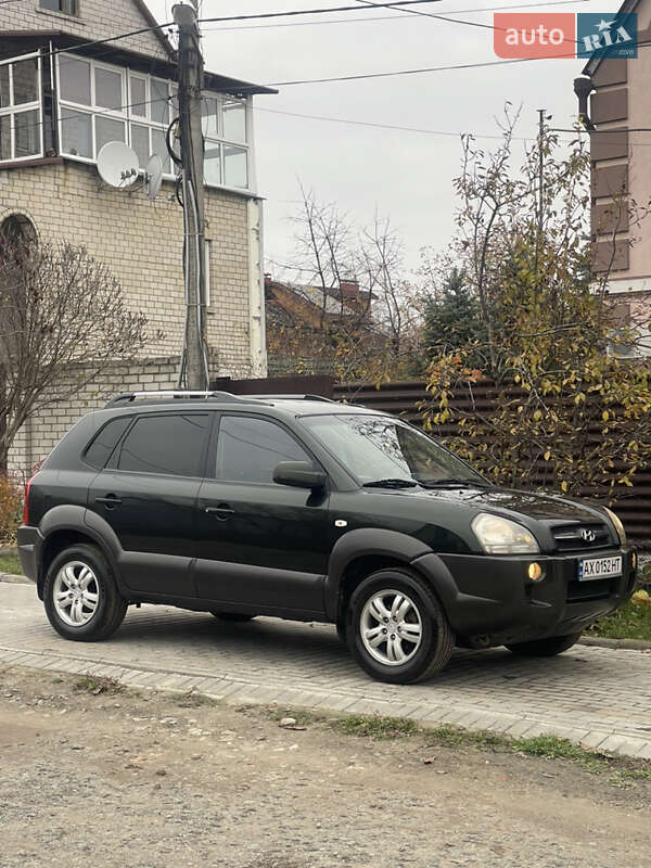 Внедорожник / Кроссовер Hyundai Tucson 2005 в Харькове фото 45 Внедорожник / Кроссовер Hyundai Tucson 2005 в Харькове