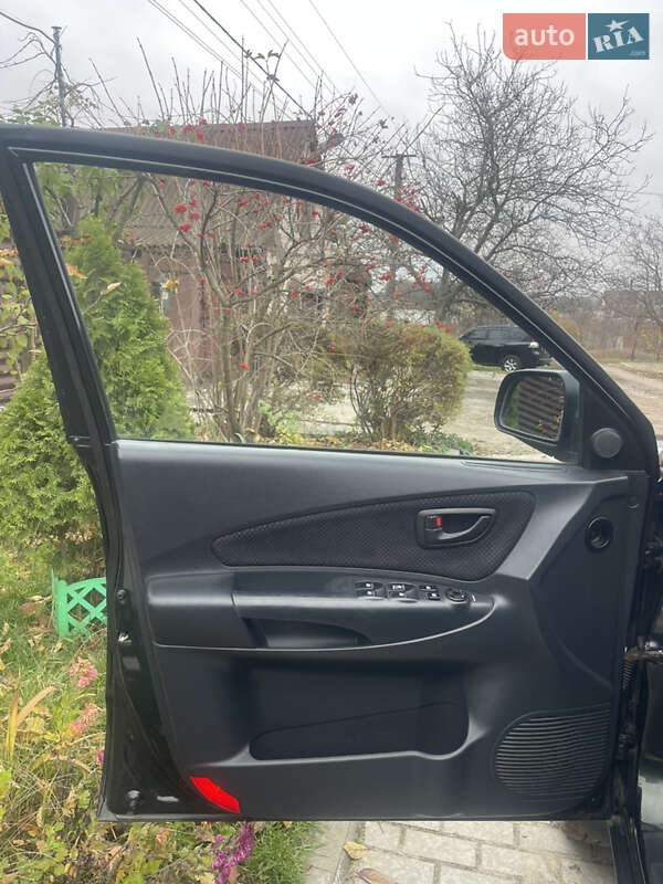 Внедорожник / Кроссовер Hyundai Tucson 2005 в Харькове фото 98 Внедорожник / Кроссовер Hyundai Tucson 2005 в Харькове