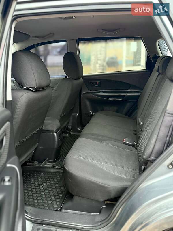 Позашляховик / Кросовер Hyundai Tucson 2011 в Харкові фото 23 Позашляховик / Кросовер Hyundai Tucson 2011 в Харкові