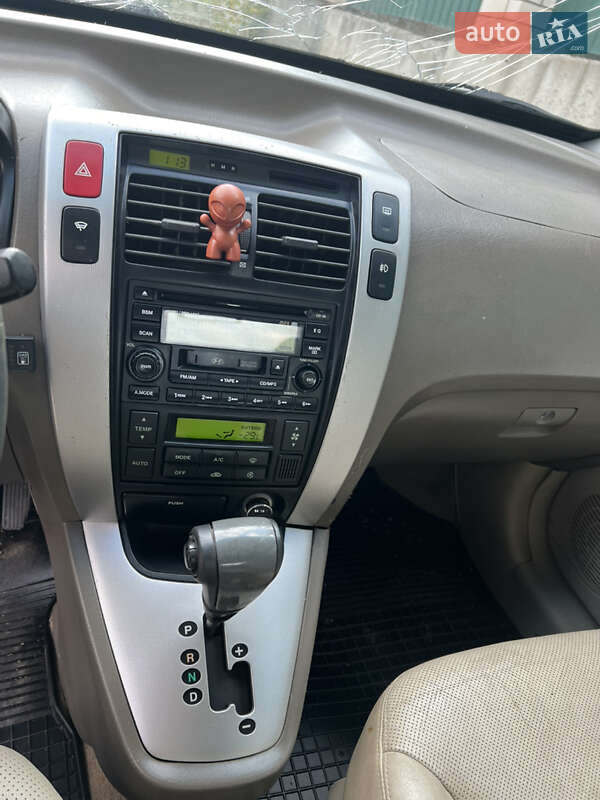 Внедорожник / Кроссовер Hyundai Tucson 2007 в Чугуеве фото 11 Внедорожник / Кроссовер Hyundai Tucson 2007 в Чугуеве