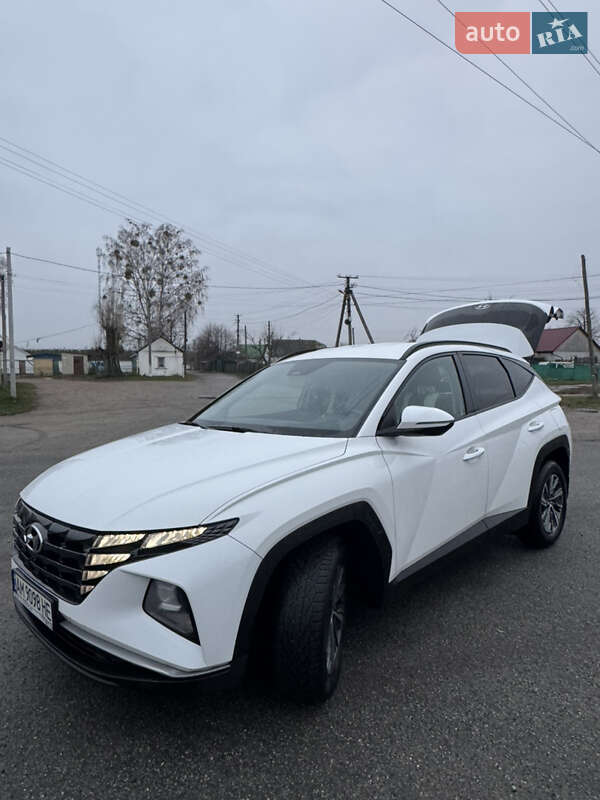 Внедорожник / Кроссовер Hyundai Tucson 2022 в Брусилове